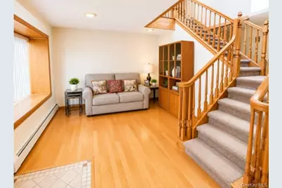 5 Forest Lane, Coram, NY 11727 - Photo 7