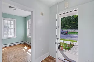 492 Liberty St, Newburgh, NY 12550 - Photo 9