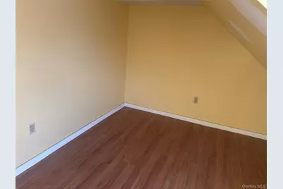 106-15 Pinegrove Street, Jamaica, NY 11435 - Photo 7