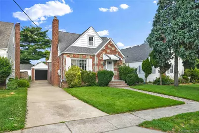 35 Mayfair Avenue, West Hempstead, NY 11552 - Photo 1