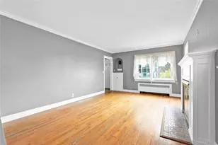 35 Mayfair Ave, West Hempstead, NY 11552 - Photo 5