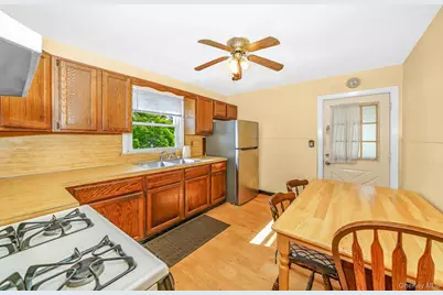 214 Root Avenue, Central Islip, NY 11722 - Photo 9