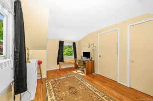214 Root Ave, Central Islip, NY 11722 - Photo 15