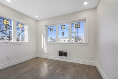 146-18 Laburnum Avenue, Flushing, NY 11355 - Photo 21