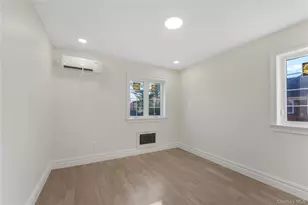 146-18 Laburnum Ave, Flushing, NY 11355 - Photo 23