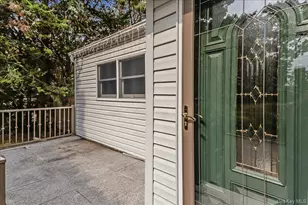 1091 Westminster Ave, Dix Hills, NY 11746 - Photo 3