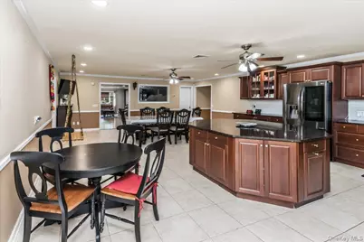 1091 Westminster Avenue, Dix Hills, NY 11746 - Photo 11