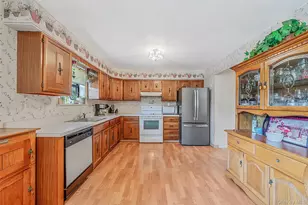32 Rutland Rd, Mastic, NY 11950 - Photo 13