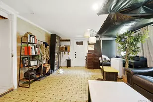 290 1st St, Yonkers, NY 10704 - Photo 17