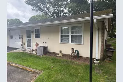 333 A Woodbridge, Ridge, NY 11961 - Photo 5