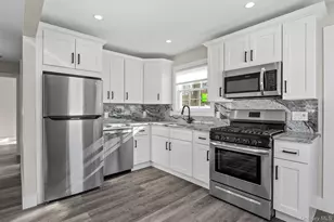 25 Lorraine, Northport, NY 11768 - Photo 5