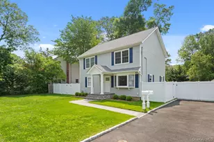 25 Lorraine, Northport, NY 11768 - Photo 3