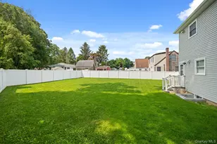 25 Lorraine, Northport, NY 11768 - Photo 17