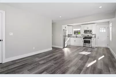 25 Lorraine #1, Northport, NY 11768 - Photo 7