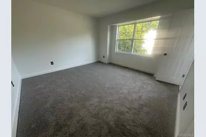 256 Quassaick Avenue, New Windsor, NY 12553 - Photo 25