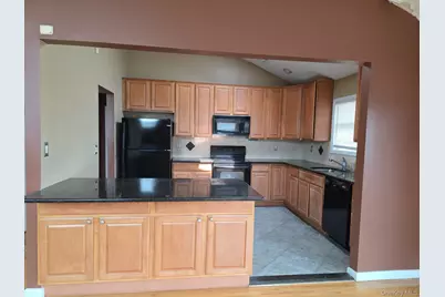 2871 Shore Road, Seaford, NY 11783 - Photo 5