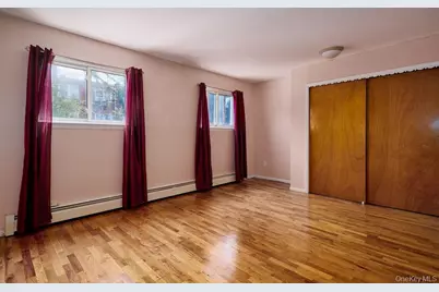 268 Throggs Neck Boulevard, Bronx, NY 10465 - Photo 15