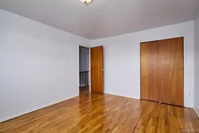 268 Throggs Neck Boulevard, Bronx, NY 10465 - Photo 33