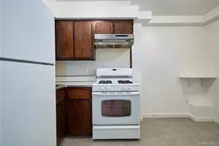 268 Throggs Neck Blvd, Bronx, NY 10465 - Photo 9