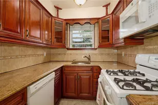 268 Throggs Neck Blvd, Bronx, NY 10465 - Photo 29