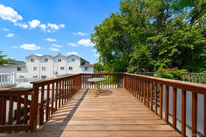 493 Medina Street, New York, NY 10306 - Photo 11