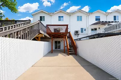 493 Medina Street, New York, NY 10306 - Photo 31