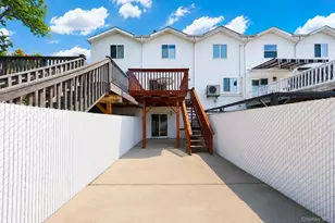 493 Medina St, New York, NY 10306 - Photo 31