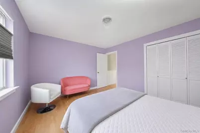 493 Medina Street, New York, NY 10306 - Photo 21