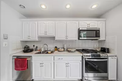 35 Newbury, Monroe, NY 10950 - Photo 17