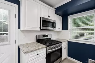 52 Larry Road S, Selden, NY 11784 - Photo 11