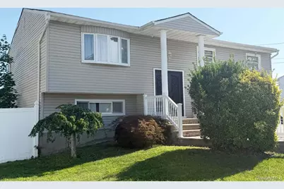 119 Spray, Massapequa, NY 11758 - Photo 1