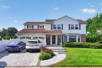 2 Foxhurst Court, Manhasset Hills, NY 11040 - Photo 1