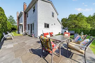 2 Foxhurst Ct, Manhasset Hills, NY 11040 - Photo 29