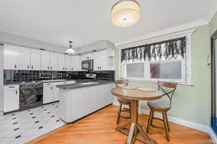 56-23 61st St, Maspeth, NY 11378 - Photo 5