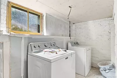 111 S Hamilton Street, Poughkeepsie, NY 12601 - Photo 23