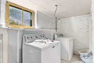 111 S Hamilton St, Poughkeepsie, NY 12601 - Photo 23