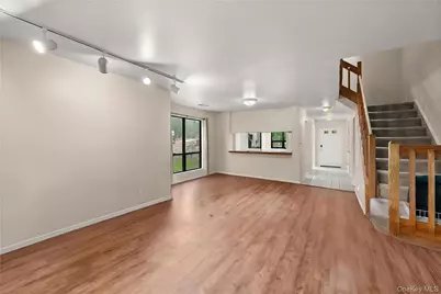 127 Beecher Avenue Extension, East Islip, NY 11730 - Photo 3