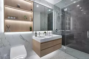 45-30 Pearson St, Long Island City, NY 11101 - Photo 9