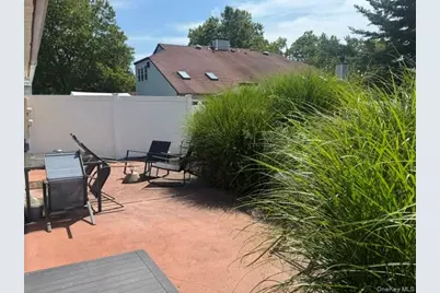 14 Potomac Court #14, Coram, NY 11727 - Photo 15