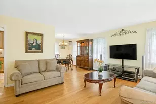 874 Linda Ave, Thornwood, NY 10594 - Photo 7