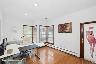 1 Engineers Road, Roslyn, NY 11576 - Photo 15