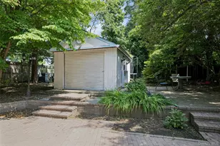 1 Engineers Rd, Roslyn, NY 11576 - Photo 37