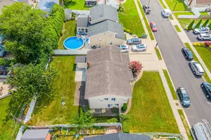 16 Hunt Pl, Bethpage, NY 11714 - Photo 33