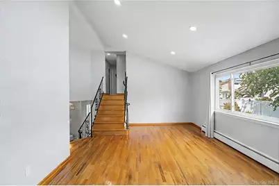 16 Hunt Place, Bethpage, NY 11714 - Photo 17