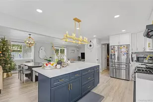 16 Hunt Pl, Bethpage, NY 11714 - Photo 11