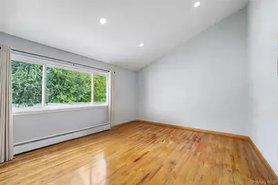 16 Hunt Place, Bethpage, NY 11714 - Photo 15