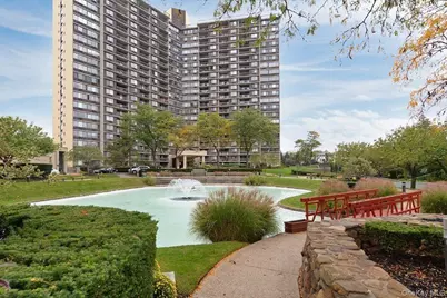 1 Bay Club Drive #19H, Bayside, NY 11360 - Photo 1