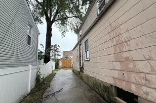 119-11 194th St, Saint Albans, NY 11412 - Photo 21