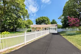 1023 Udall Rd, Bay Shore, NY 11706 - Photo 5