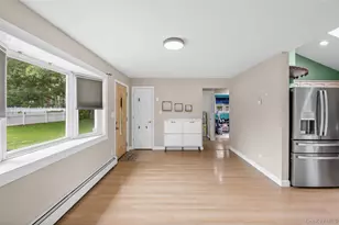 1023 Udall Rd, Bay Shore, NY 11706 - Photo 21